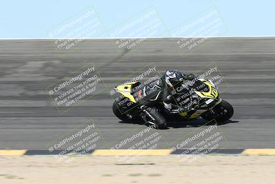 media/May-10-2025-Race Pace (Sat) [[db32fef2da]]/Vested/3-Bowl Set 1 (9am)/